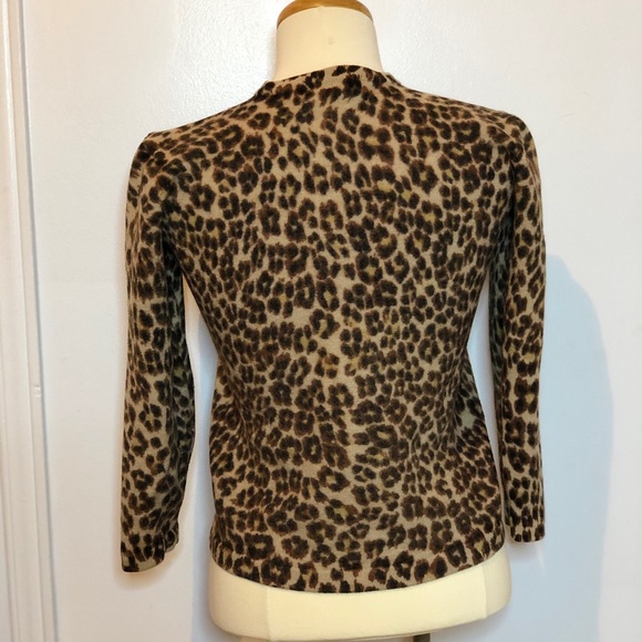 Vintage Magnolia sweater medium - Picture 3 of 6